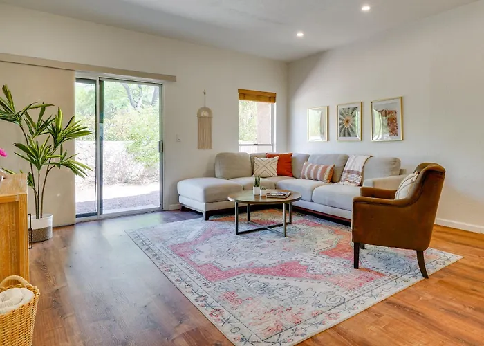 Foothills Oasis Near Hiking Trails! Holiday home *