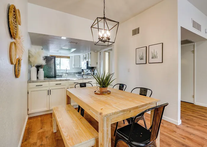 Foothills Oasis Near Hiking Trails! Tucson