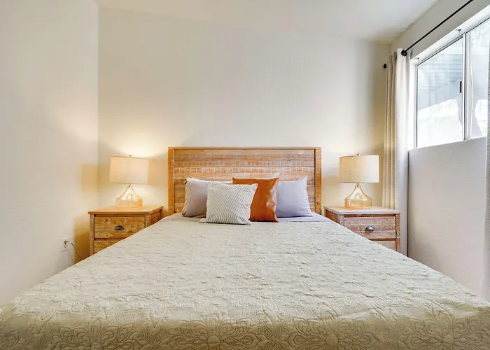 Foothills Oasis Near Hiking Trails! Tucson