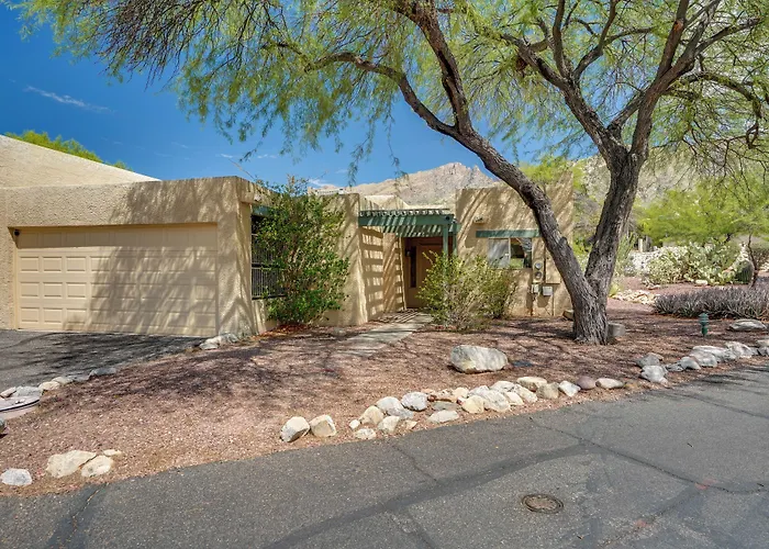 Foothills Oasis Near Hiking Trails! Holiday home