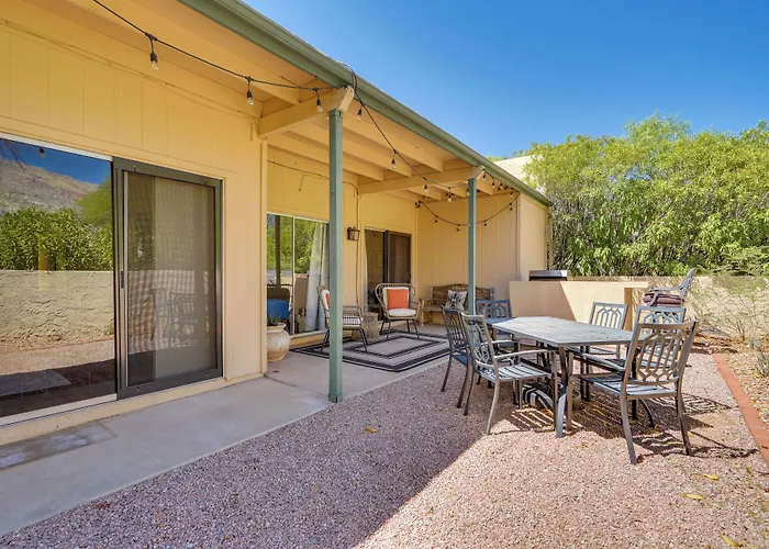 Foothills Oasis Near Hiking Trails! Holiday home *