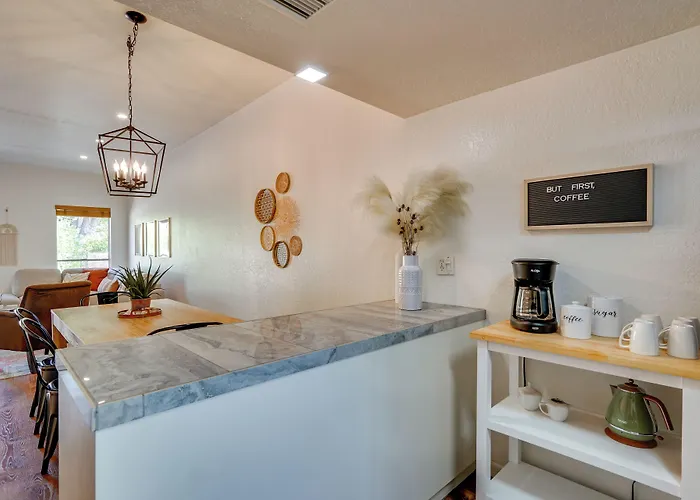 Foothills Oasis Near Hiking Trails! Tucson
